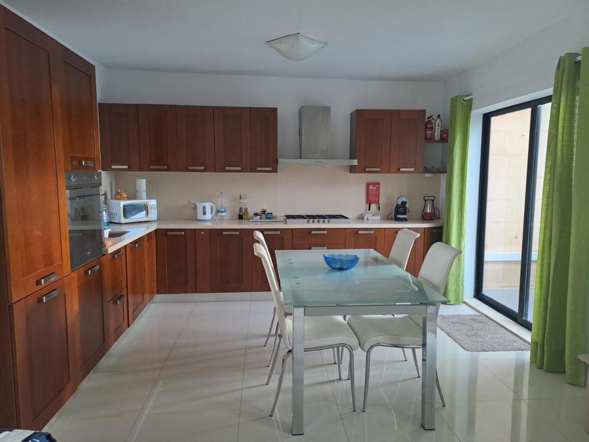 Appartement Lucky Spot à Xlendi Extérieur photo
